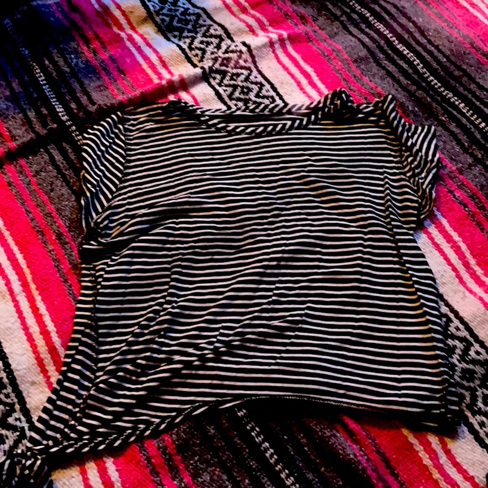 Olivia ral black crop top